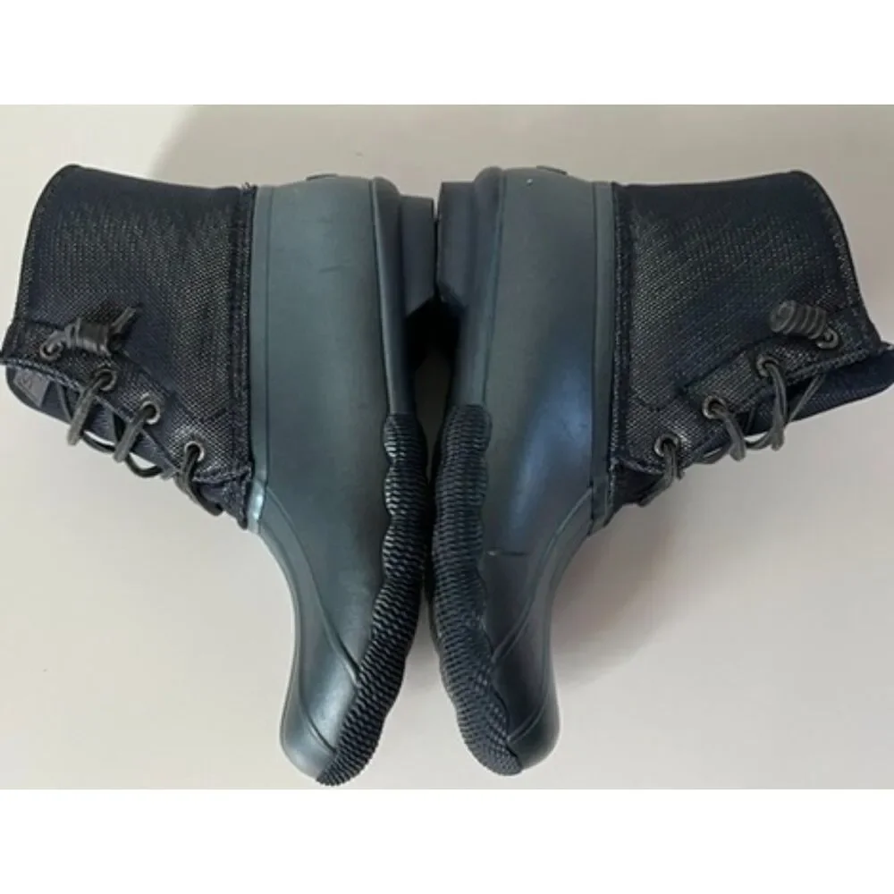Sperry Saltwater Iridescent Duck Boots. Size 7 (women)